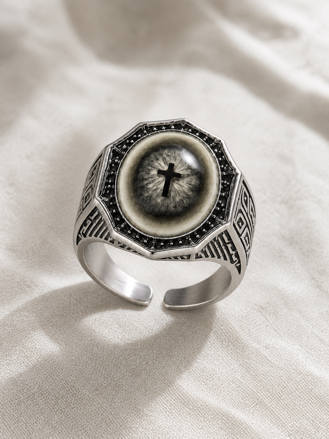 Cross Reliquary Eye Ring - 02_cross_pupil_ring_light_linen_still_3x4.png